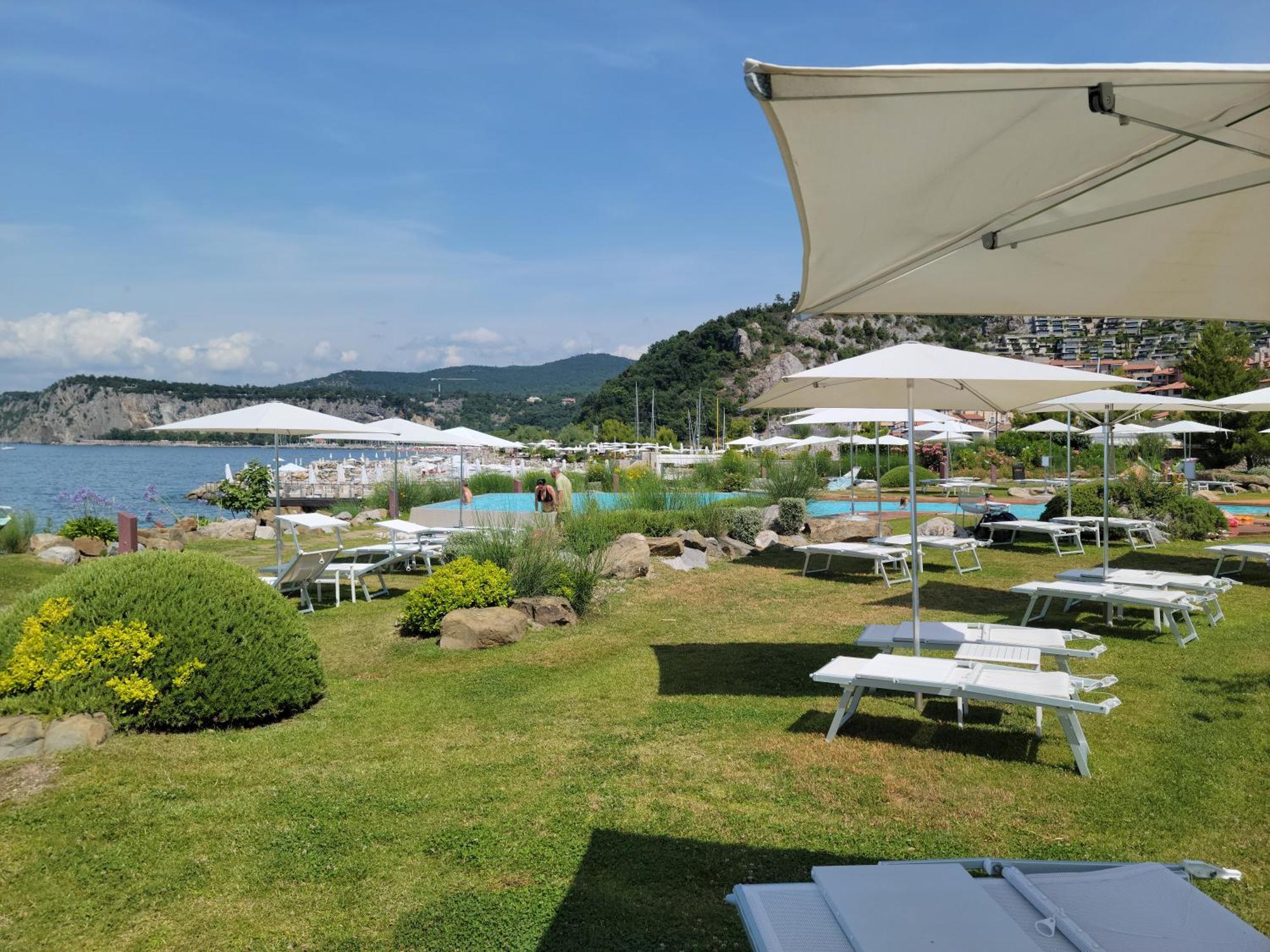Portopiccolo Apartments With Garden And Beach Included Sistiana Eksteriør billede