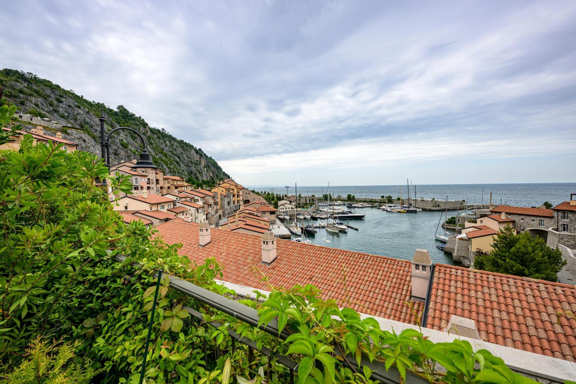 Portopiccolo Apartments With Garden And Beach Included Sistiana Eksteriør billede