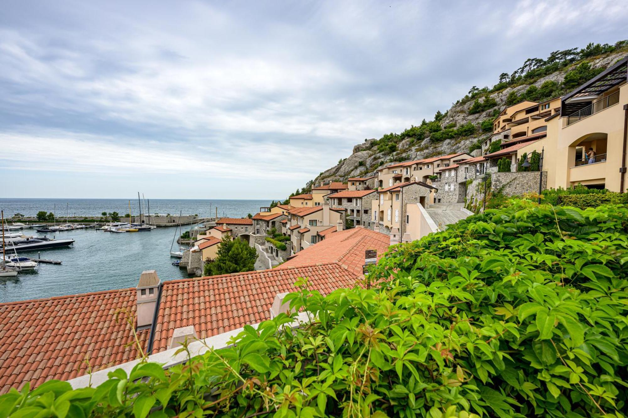 Portopiccolo Apartments With Garden And Beach Included Sistiana Eksteriør billede